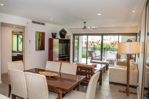 160 SEA TEMPLE SWIMOUT APT - Accommodation QLD 3