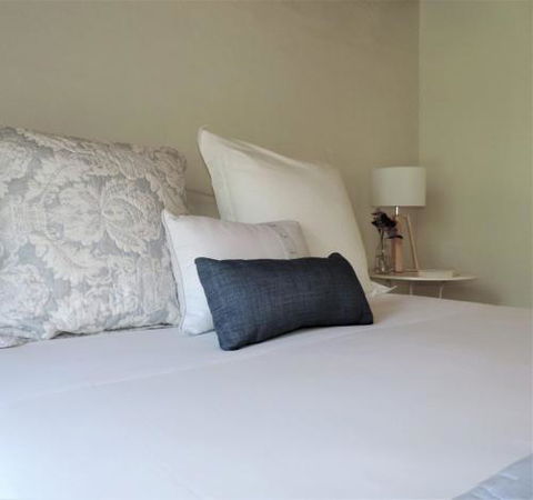 Farrington House On The Banks Of The Ovens River - Accommodation QLD 6