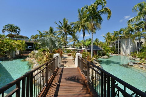 Sea Temple Luxury Penthouse & King Spa Studio Apartments - Accommodation QLD 1