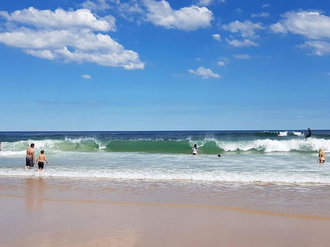 Arena Luxury Beachfront Apartment - Accommodation QLD 6