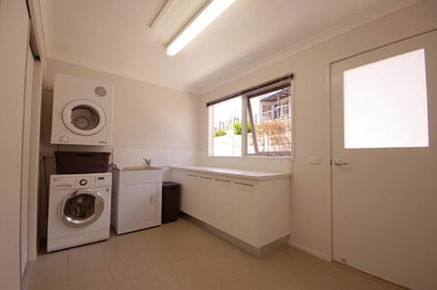 Cadence At Bright Luxury Accommodation - Accommodation QLD 5