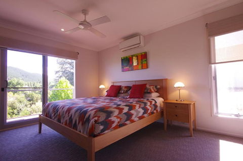 Cadence At Bright Luxury Accommodation - Accommodation QLD 1
