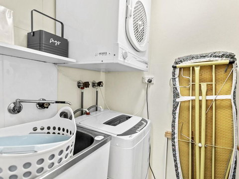 Gowrie Ave Bay Parklands Unit 38 2 Grevillia - Accommodation QLD 3