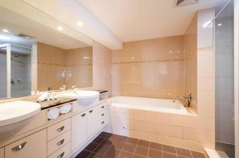 The Sands Unit 10 Penthouse - Accommodation QLD 4