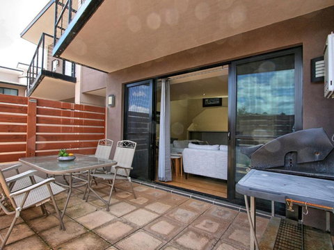 Khione 5 / 23 25 Kirwan Close - Accommodation QLD 6