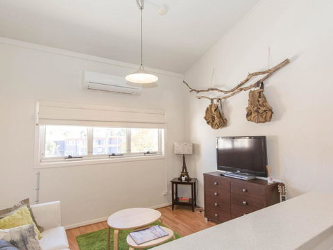 Razorback 13 / 1 Gippsland Street - Accommodation QLD 2