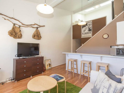 Razorback 13 / 1 Gippsland Street - Accommodation QLD 3