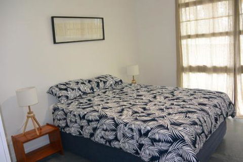 Alicante - Accommodation QLD 4