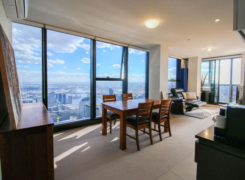 ON TOP Of THE WORLD BEST VIEWS In MELBOURNE !! - Accommodation QLD 6