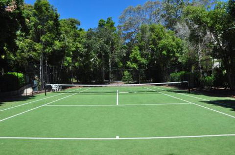 32 / 15 Rainbow Shores Unit Overlooking Bushland With Shared Swimming Pool Spa & Tennis Court - Accommodation QLD 6