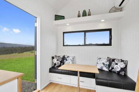 TINY HOME......BIG Views - Accommodation QLD 0