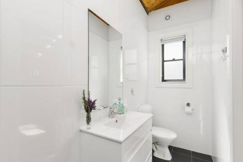 BLUE APPLE LODGE - Accommodation QLD 6