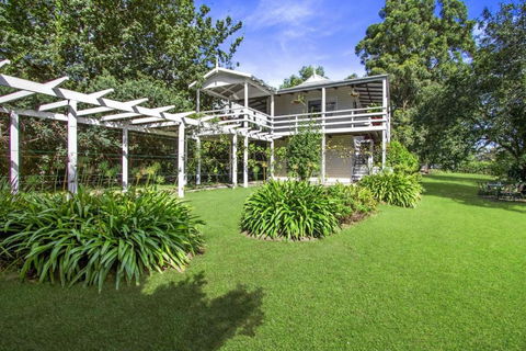 SUNNYDELL - Accommodation QLD 3
