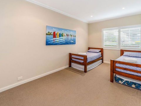 Seagrass 2 / 3 Great Holiday Destination - Accommodation QLD 6