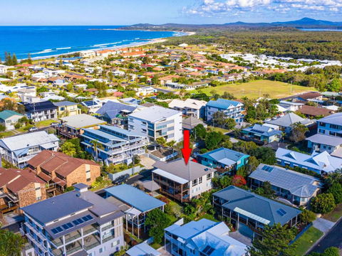 Seagrass 2 / 3 Great Holiday Destination - Accommodation QLD 1