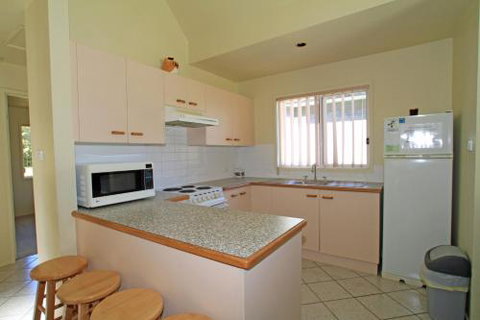 Nannys Beach House - Accommodation QLD 3