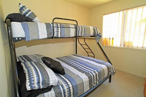 Nannys Beach House - Accommodation QLD 6