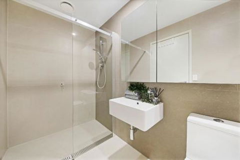 A Homely CBD Apt On Collins Near Southern Cross - Accommodation QLD 0