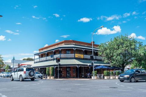 In The Midst On Melbourne Wifi Nespresso - Accommodation QLD 1