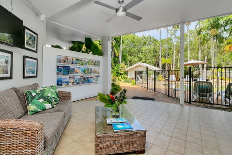Seascape Holiday At The Queenslander - Accommodation QLD 5