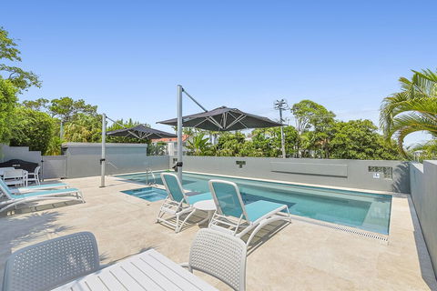Impressive Views Of Noosa Unit 8 Taralla 16 Edgar Bennett Avenue Noosa Heads - Accommodation QLD 5