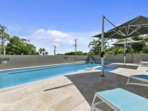 Impressive Views Of Noosa Unit 8 Taralla 16 Edgar Bennett Avenue Noosa Heads - Accommodation QLD 2