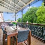 Grand & Central On George Unique Opulent - Accommodation QLD 0