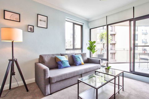 Apartment CBD Jones Bay - Accommodation QLD 1