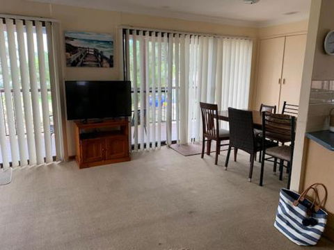 Lakehouse On Oxley - Accommodation QLD 1