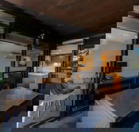 Accommodate Canberra Midnight Apartments - Accommodation QLD