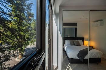 Accommodate Canberra Midnight Apartments - Accommodation QLD 3