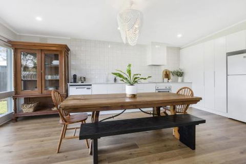 SUNKISSED MORNINGTON - Accommodation QLD 4