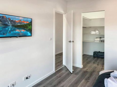 Brand New Home 10 Mins To Beach Torquay Geelong Deakin Hospitals - Accommodation QLD 5