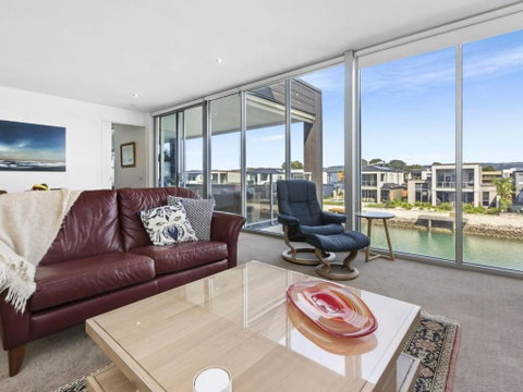 MARINA VIEW - Accommodation QLD 2