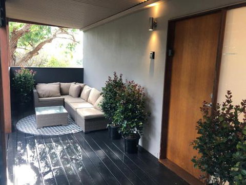 Carinya Coastal Cottage - Accommodation QLD 5