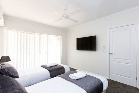 Wagga Apartments 4 - Accommodation QLD 2