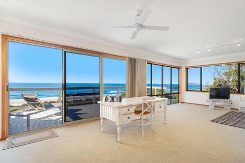 Seascape At 19 Pindari Privacy Space Views - Accommodation QLD 2