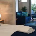 Crystal Palms - Accommodation QLD 0