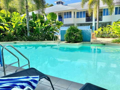 Lagoons Swim Out 2 Bedroom - Accommodation QLD 6