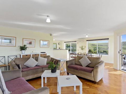 VALLEY VIEWS 10 Valley Heights Drive - Accommodation QLD 4