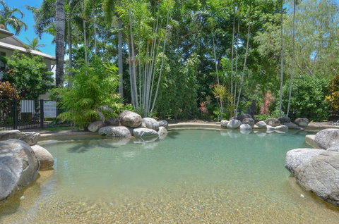 Seascape Holidays â€“ 3 Reef Terraces On St Crispins - Accommodation QLD 5