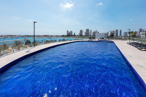 Southport Apartment - Accommodation QLD 1