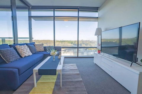 Luxury Skyrise 2bed2bath APT In Olympic Park - Accommodation QLD 1