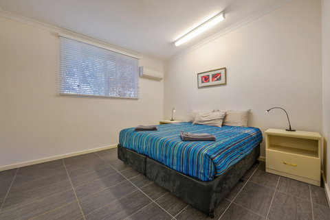 Getaway Villas Unit 38 2 - Accommodation QLD 5