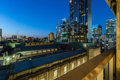 Auguste 2 BDR Melbourne Apartment - Accommodation QLD 0