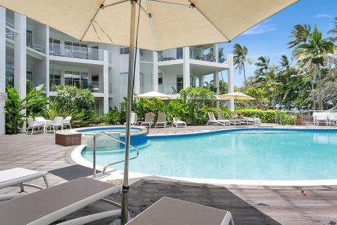 Seascape Holidays- Beaches - Accommodation QLD 5