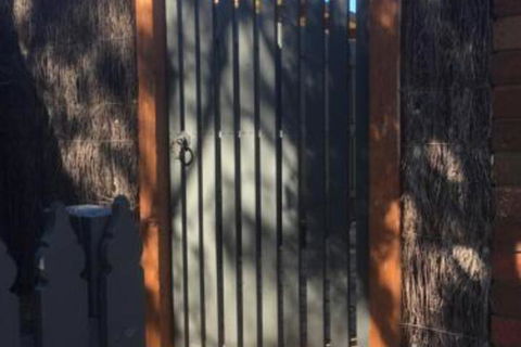 Brydon House Garden Studio - Accommodation QLD 5