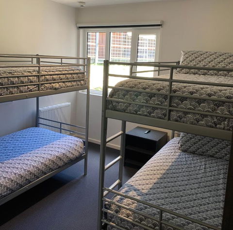 Ropers Apartments - Accommodation QLD 6