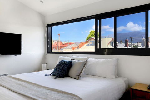 Sullivans Cove Apartments - Accommodation QLD 2