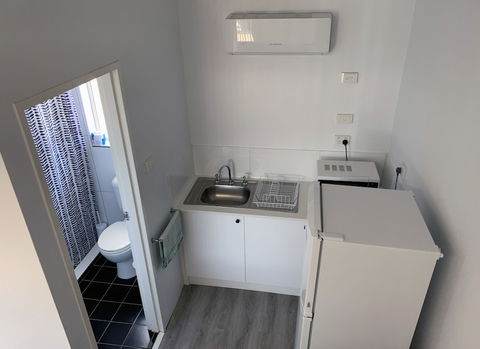 Baths Motel - Accommodation QLD 5